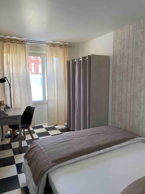 Au Parisien Apartment Ault Exterior photo
